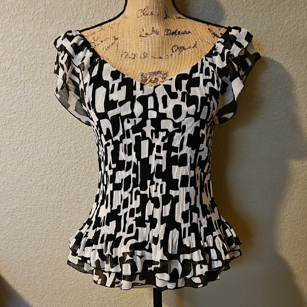 Essentials by Milano Black and White Ruffled Peplum Blouse